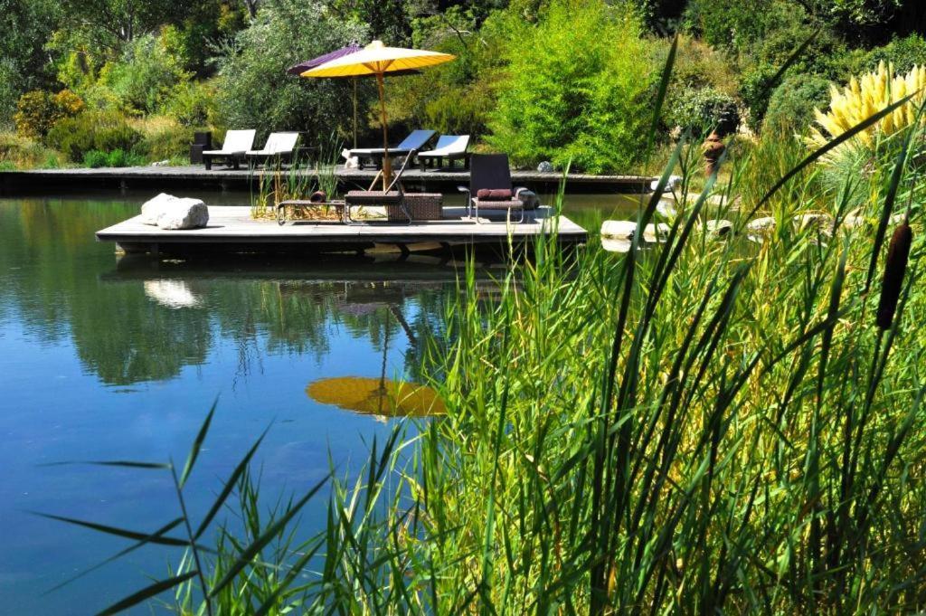 Hostellerie Le Paradou Lourmarin Exterior photo