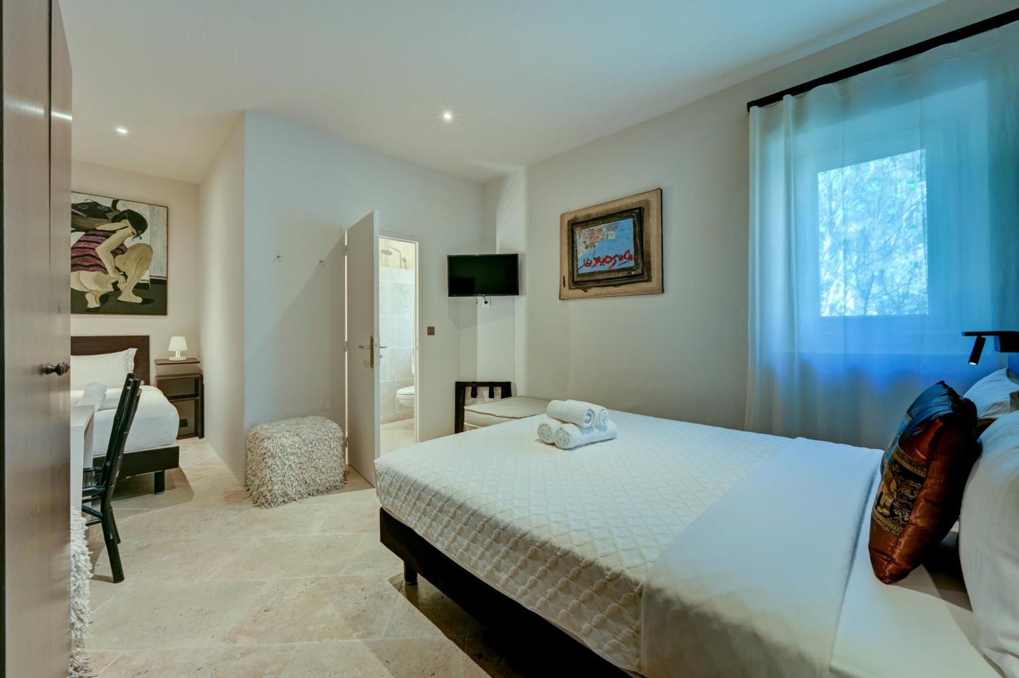 Hostellerie Le Paradou Lourmarin Exterior photo